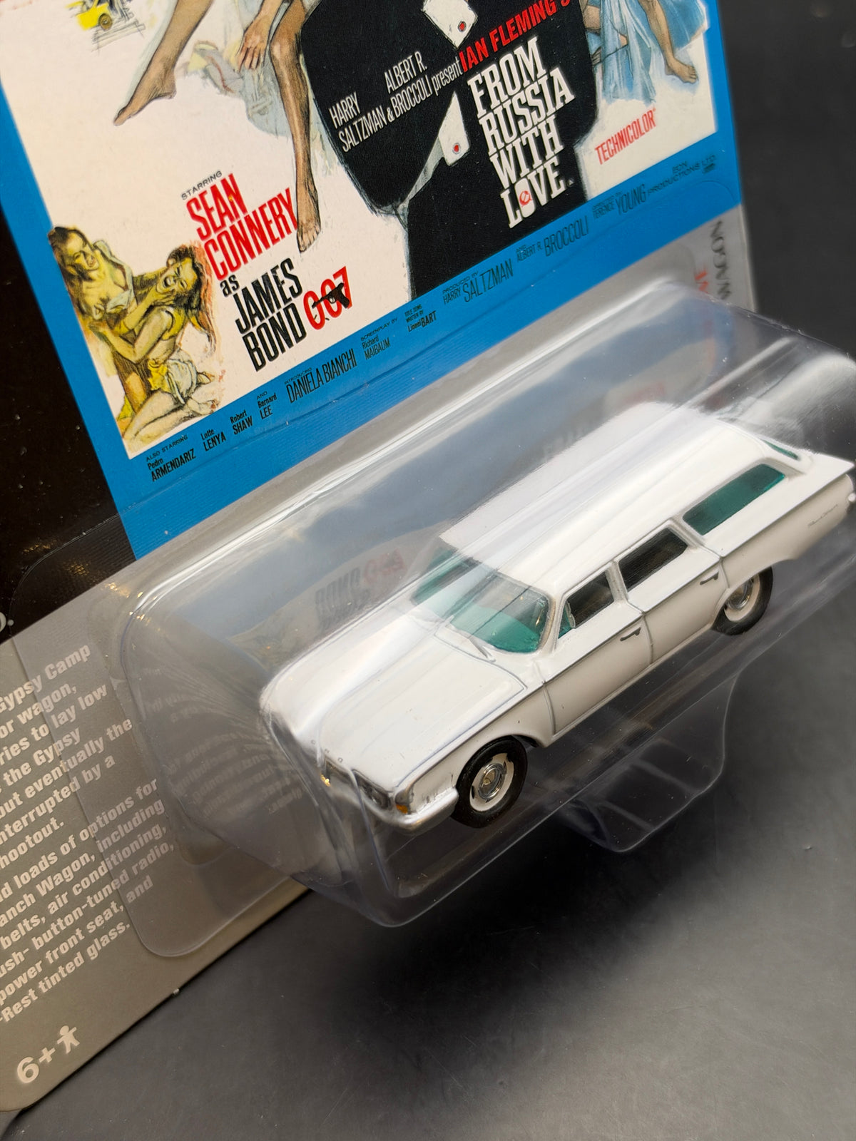 JOHNNY LIGHTNING - 1960 FORD RANCH WAGON - 60 YEARS OF BOND - POP CULTURE