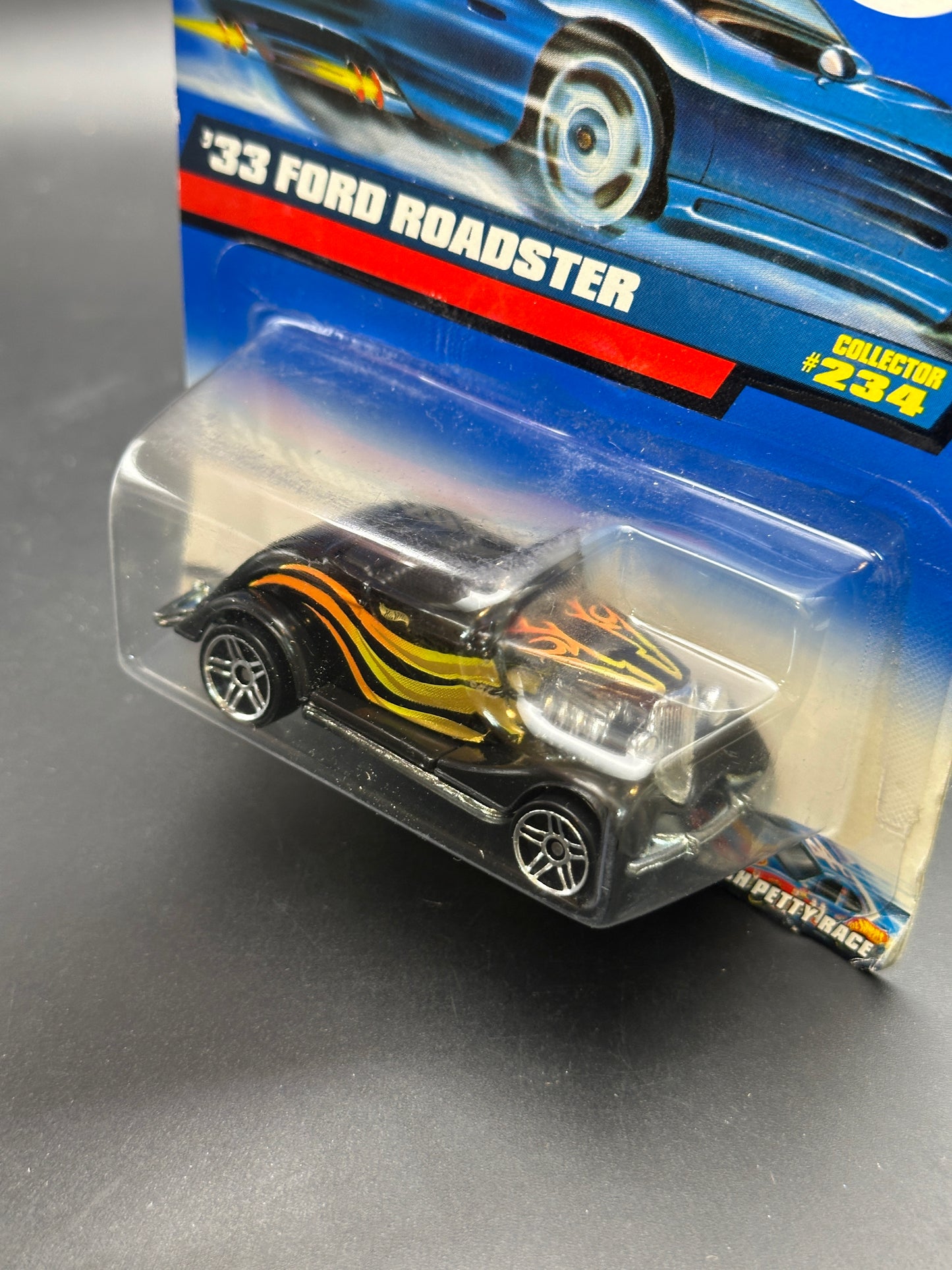 HOT WHEELS - 33 FORD ROADSTER (2000) - HW MAINLINE 234