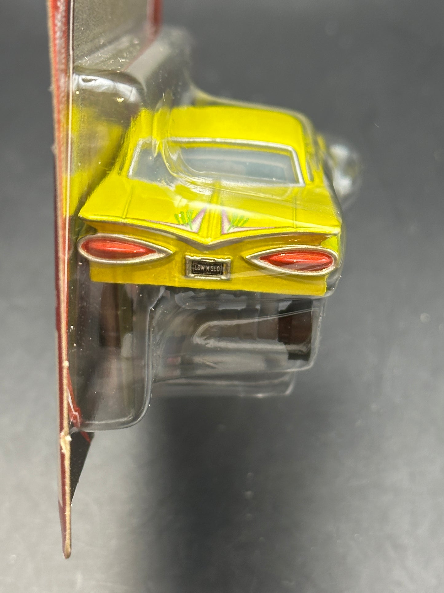 DISNEY PIXAR CARS 20th ANNIVERSARY - YELLOW HYRAULIC RAMONE - DIECAST