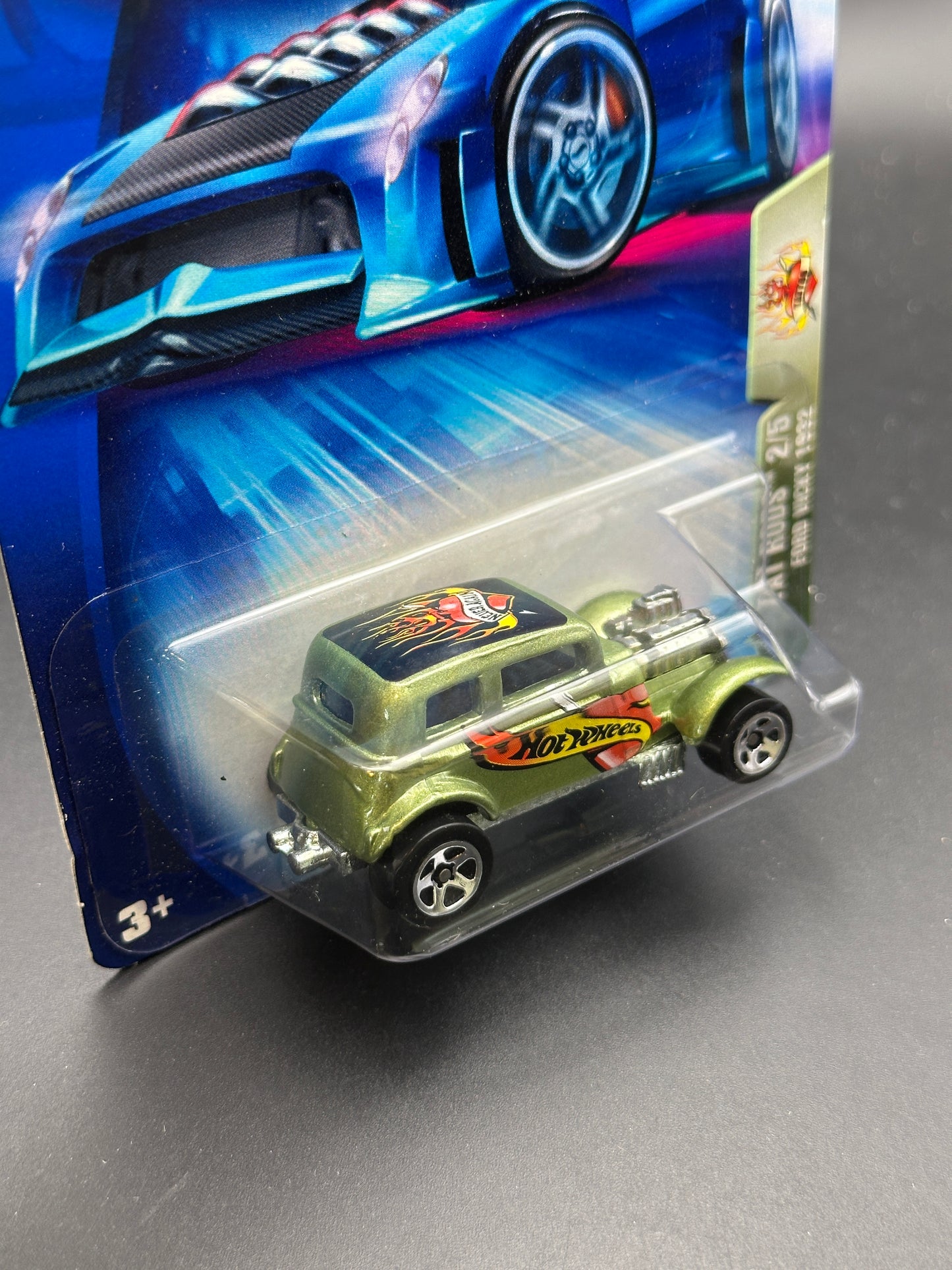 HOT WHEELS - FORD VICKY 1932 (2004) - HW TAT RODS 4/5