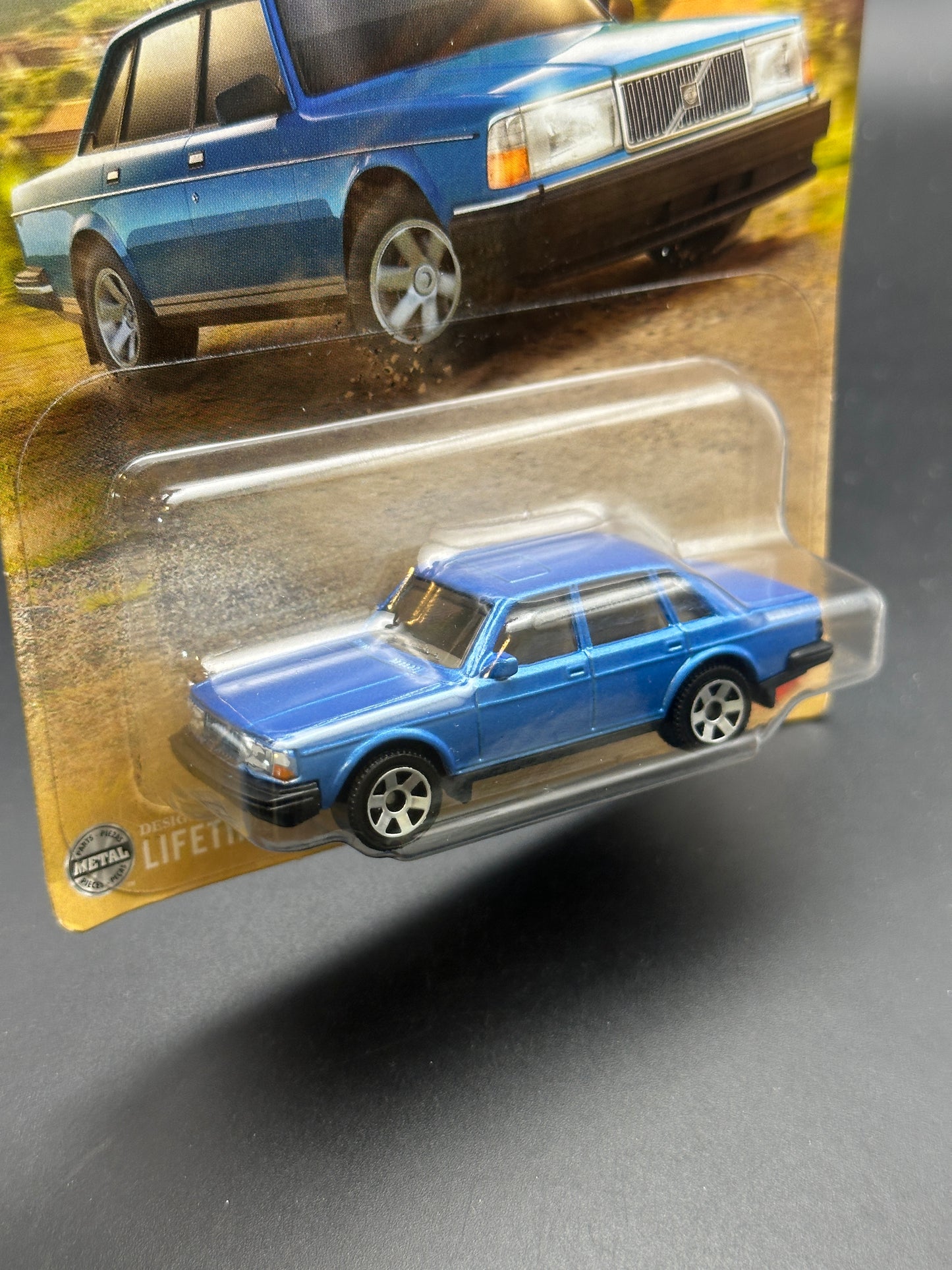 MATCHBOX - 1986 VOLVO 240 - 1/5 - DIECAST