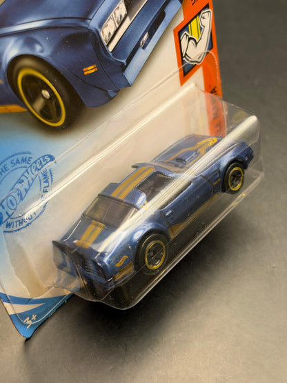 HOT WHEELS - HOT BIRD (2021) - HW MUSCLE MANIA 9/10