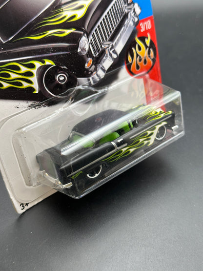 HOT WHEELS - 55 CHEVY (2017) - HW FLAMES 3/10