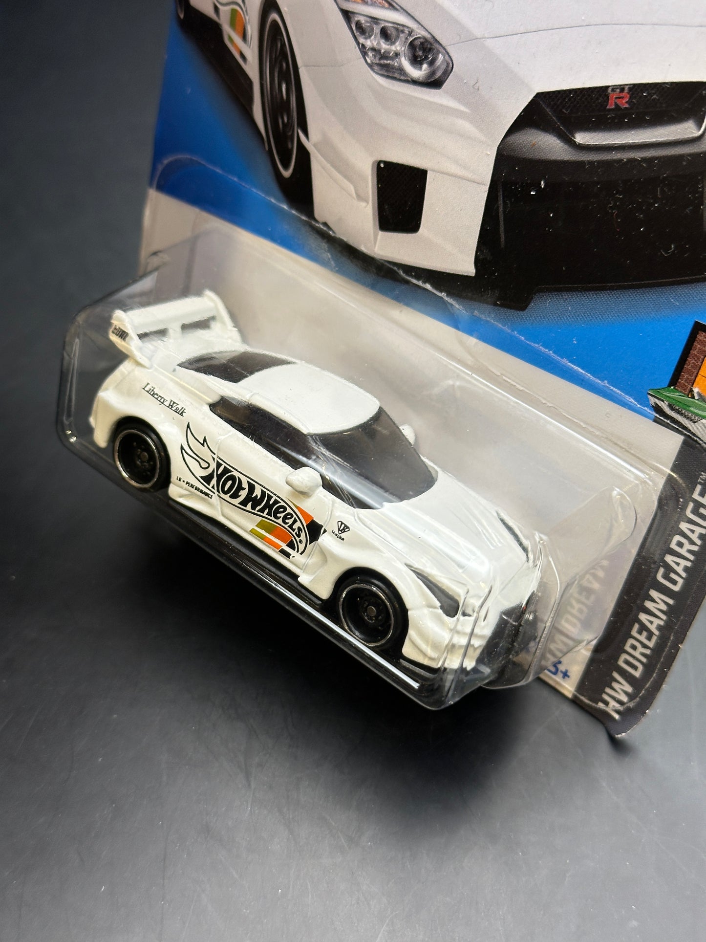 HOT WHEELS - LBWK NISSAN 35GT-RR VER 2 (2022) - HW DREAM GARAGE 5/5