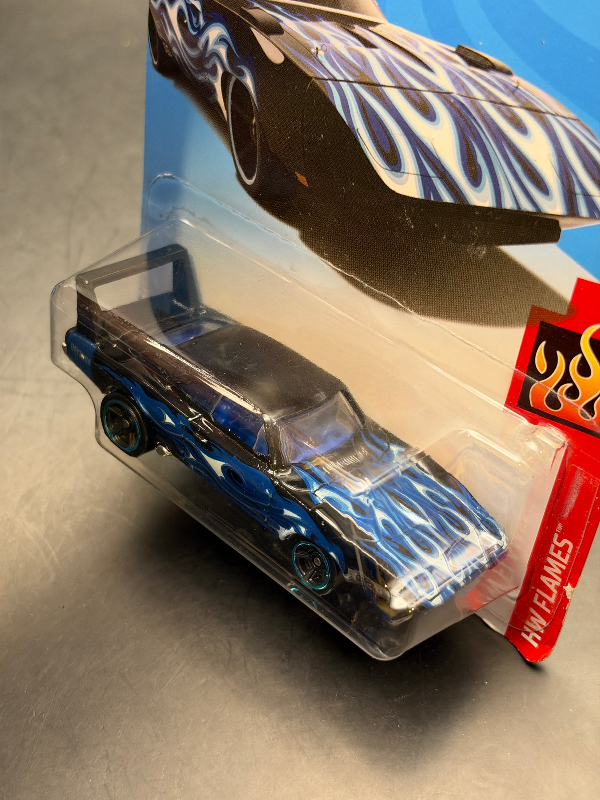 HOT WHEELS - 69 DODGE CHARGER DAYTONA (2019) - HW FLAMES 1/10