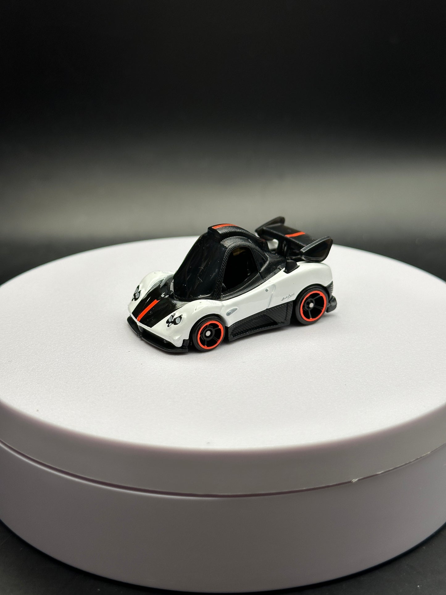 HOT WHEELS - PAGANI ZONDA CINQUE (2026) - HW EXOTICARS 4/10 - LOOSE