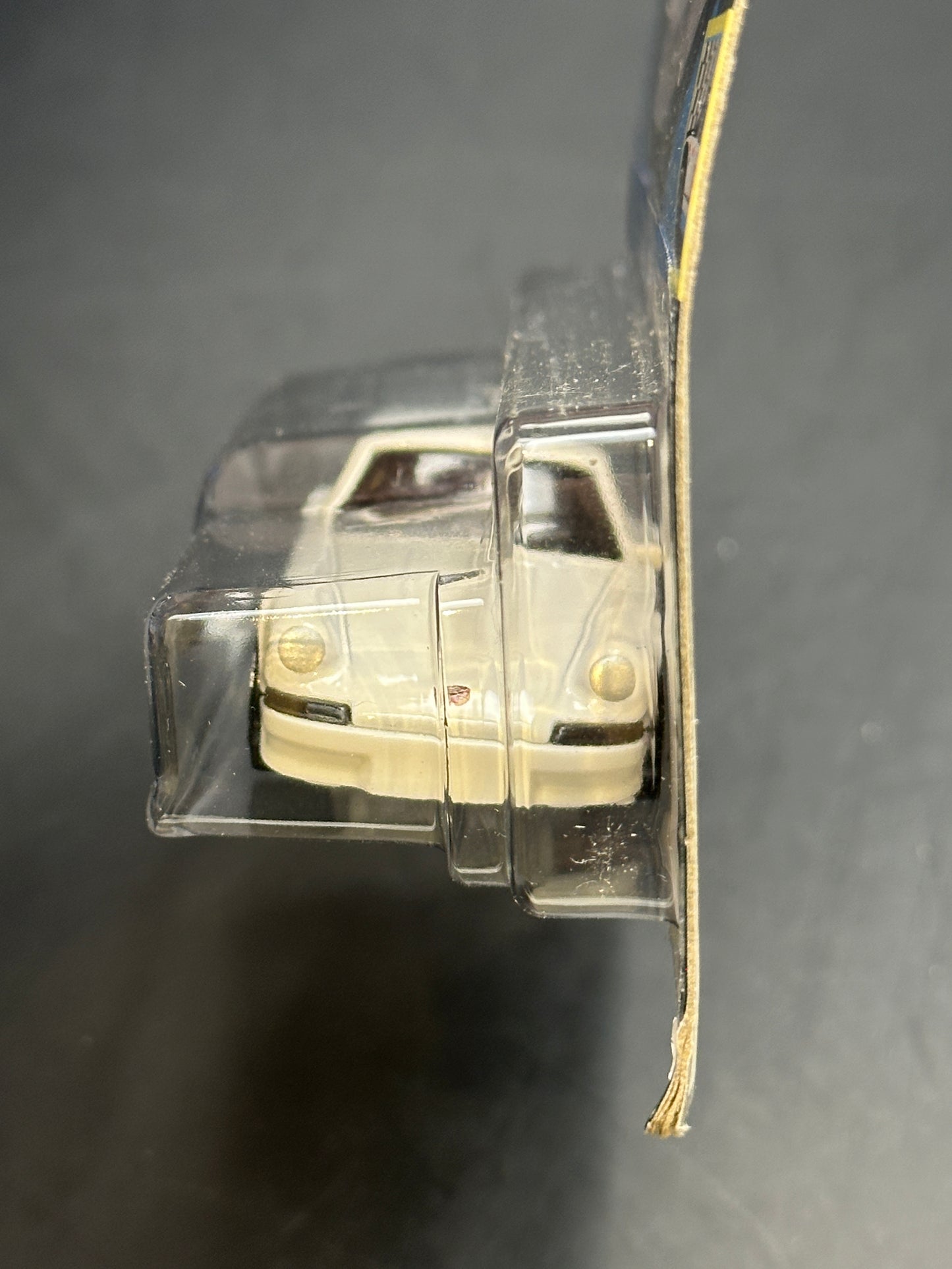 HOT WHEELS - PORSCHE 911 CARRERA RS 2.7 (2023) - HW RETRO RACERS 8/10
