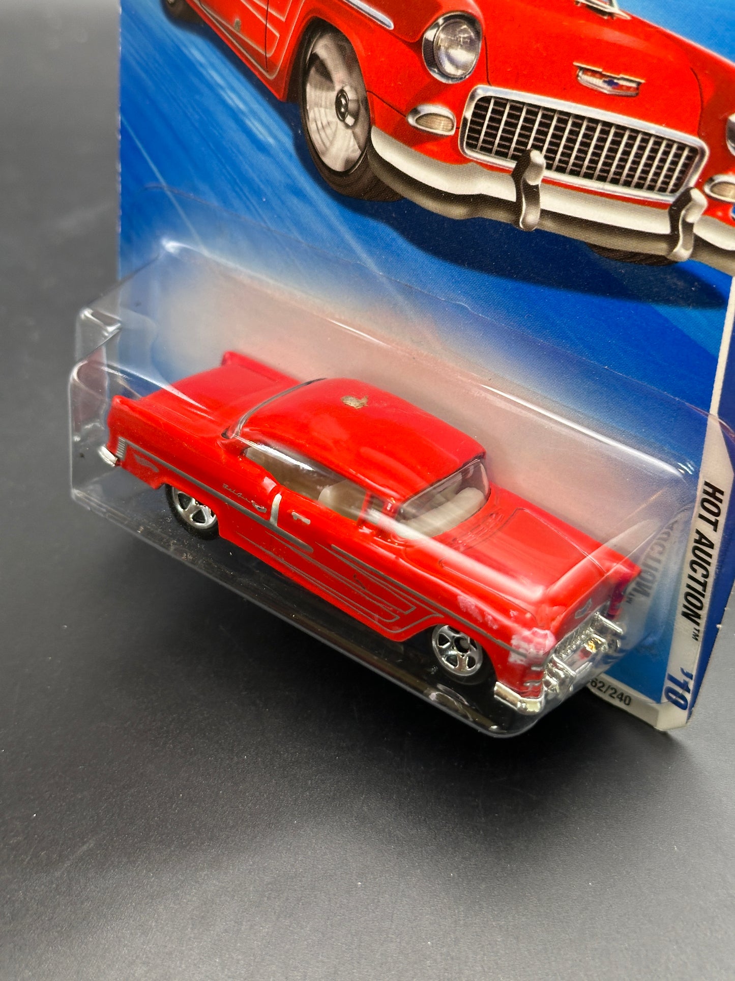 HOT WHEELS - 55 CHEVY BEL AIR (2010) - HW AUCTION 4/10