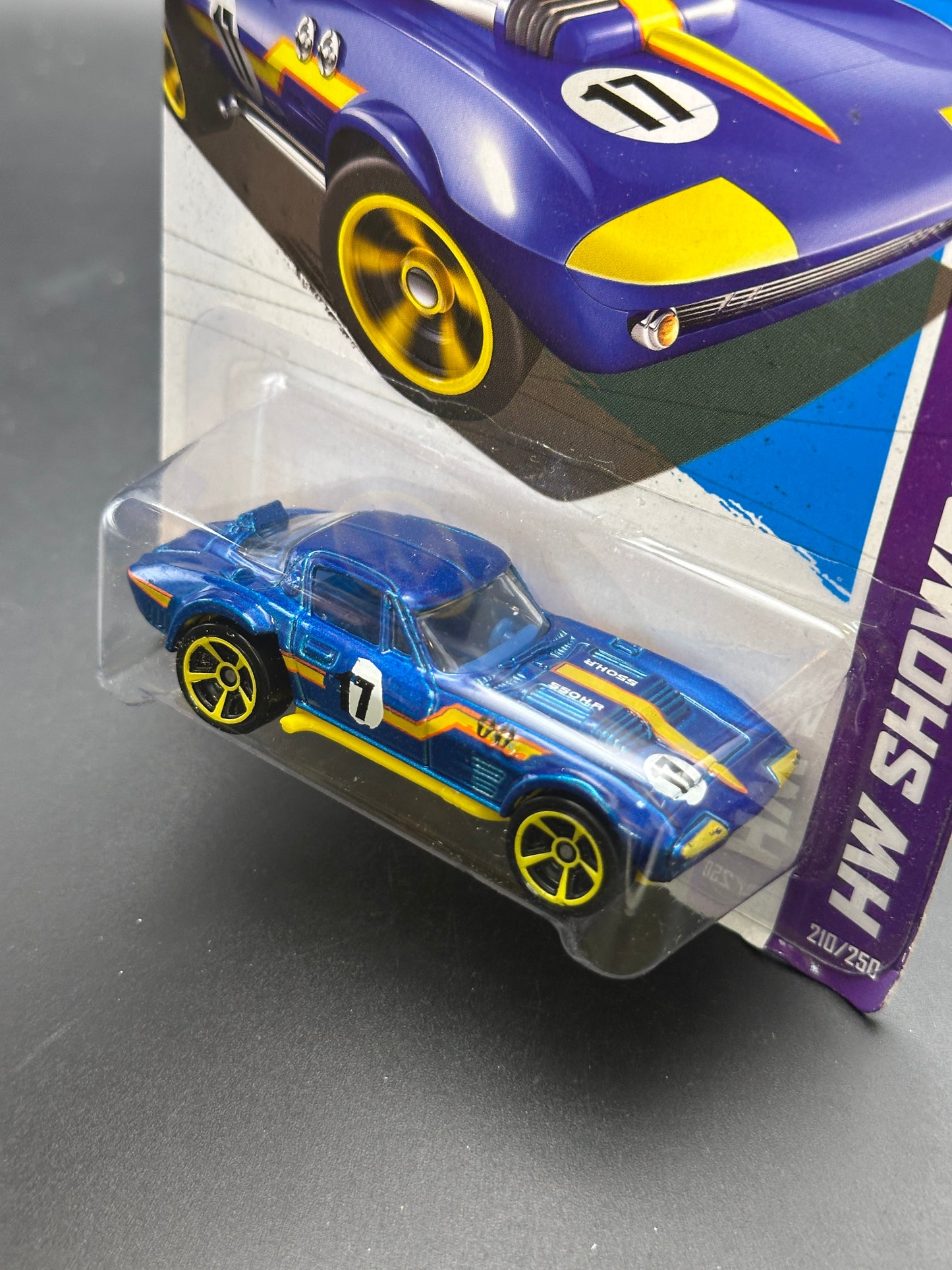 HOT WHEELS - CORVETTE GRAND SPORT (2013) - HW SHOWROOM