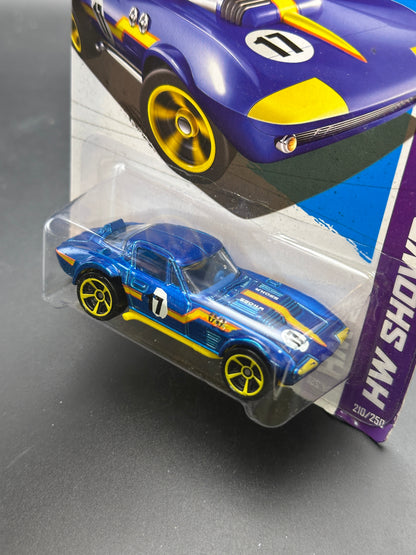 HOT WHEELS - CORVETTE GRAND SPORT (2013) - HW SHOWROOM