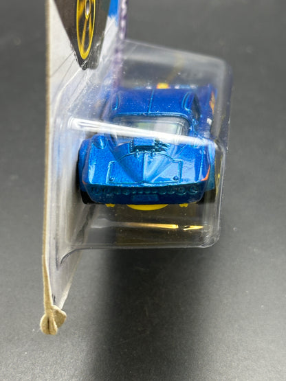 HOT WHEELS - CORVETTE GRAND SPORT (2013) - HW SHOWROOM
