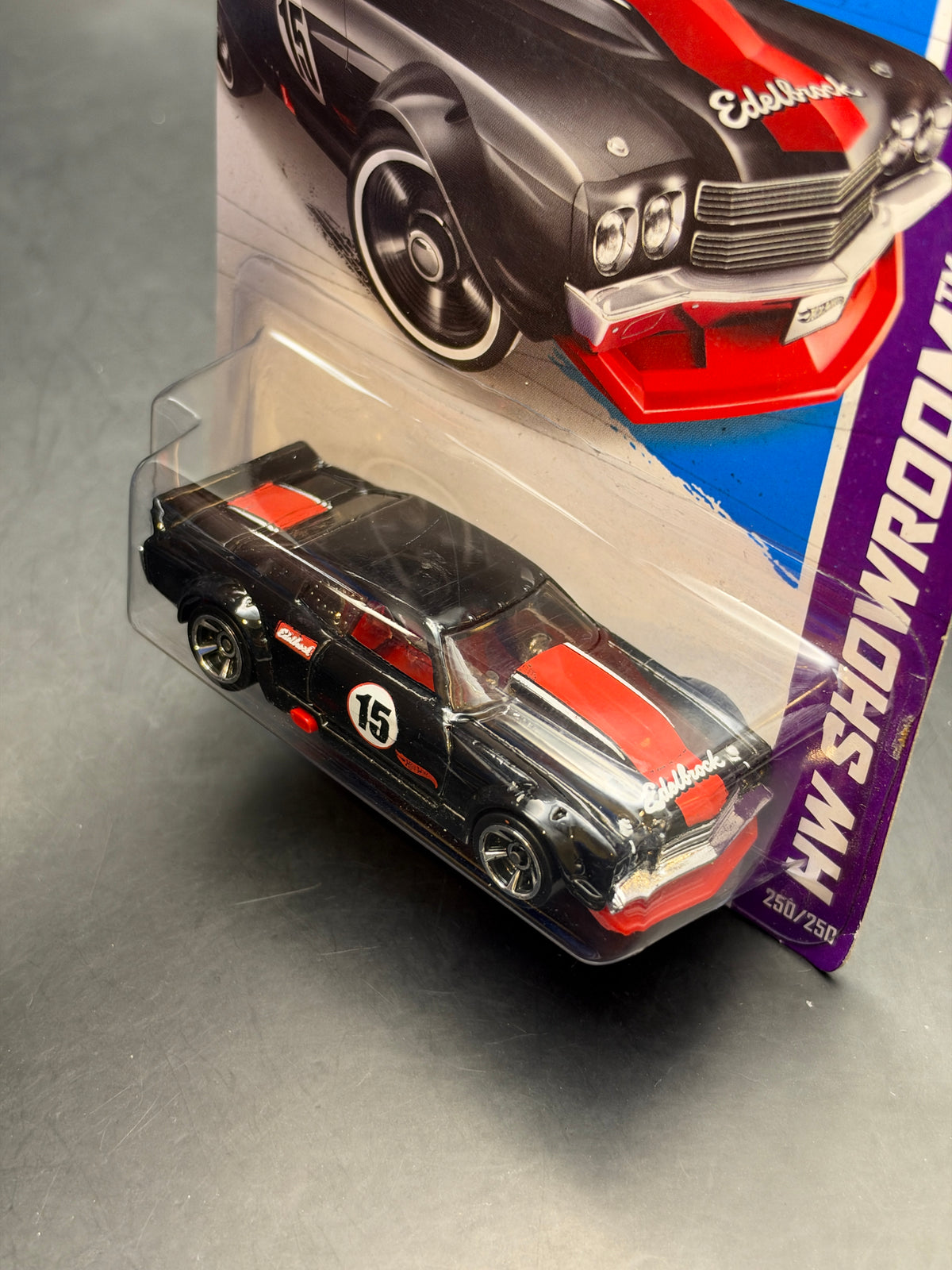HOT WHEELS - 70 CHEVY CHEVELLE SS (2013) - HW SHOWROOM
