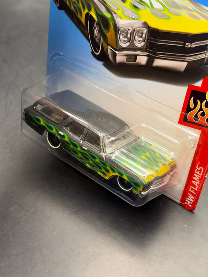 HOT WHEELS - 70 CHEVELLE SS WAGON (2019) - HW FLAMES 3/10