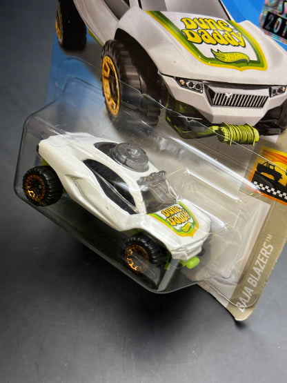 HOT WHEELS - DUNE DADDY (2019) - HW BAJA BLAZERS 4/10