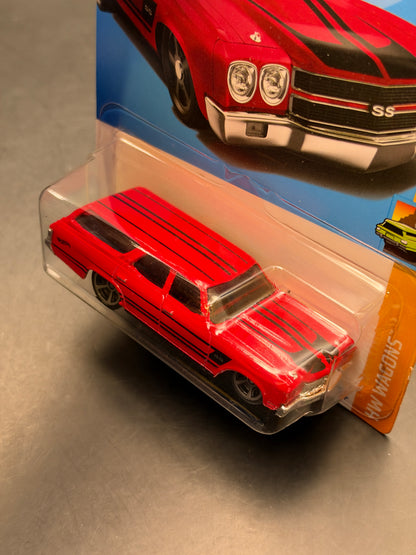 HOT WHEELS - 70 CHEVELLE SS WAGON (2022) - HW WAGONS 1/5