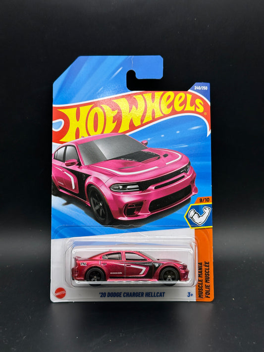 HOT WHEELS - 20 DODGE CHARGER HELLCAT (2025) - HW MUSCLE MANIA 9/10 - SUPER TREASURE HUNT