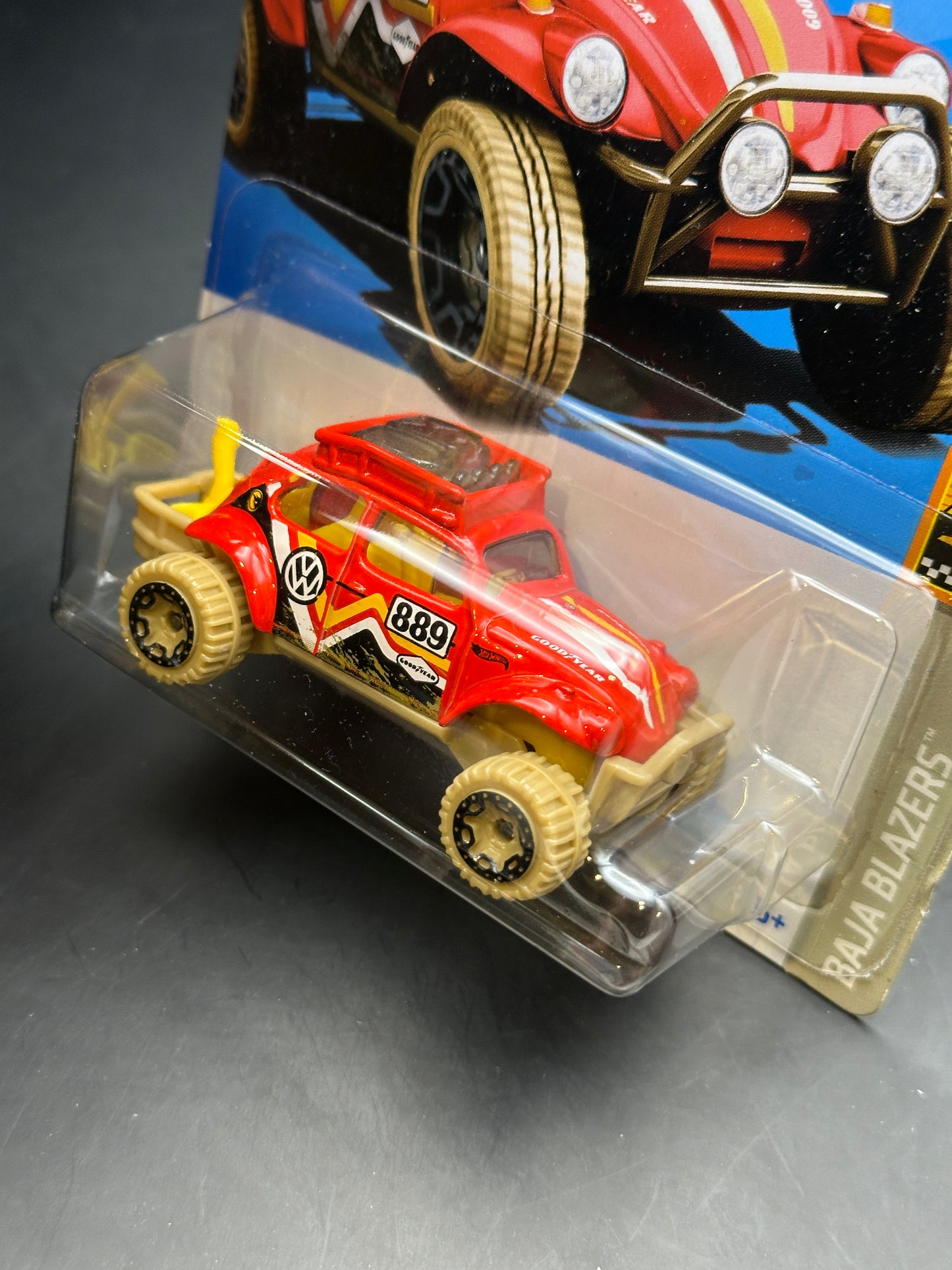 HOT WHEELS - VOLKSWAGEN BAJA BUG (2023) - TREASURE HUNT - BAJA BLAZERS 9/10
