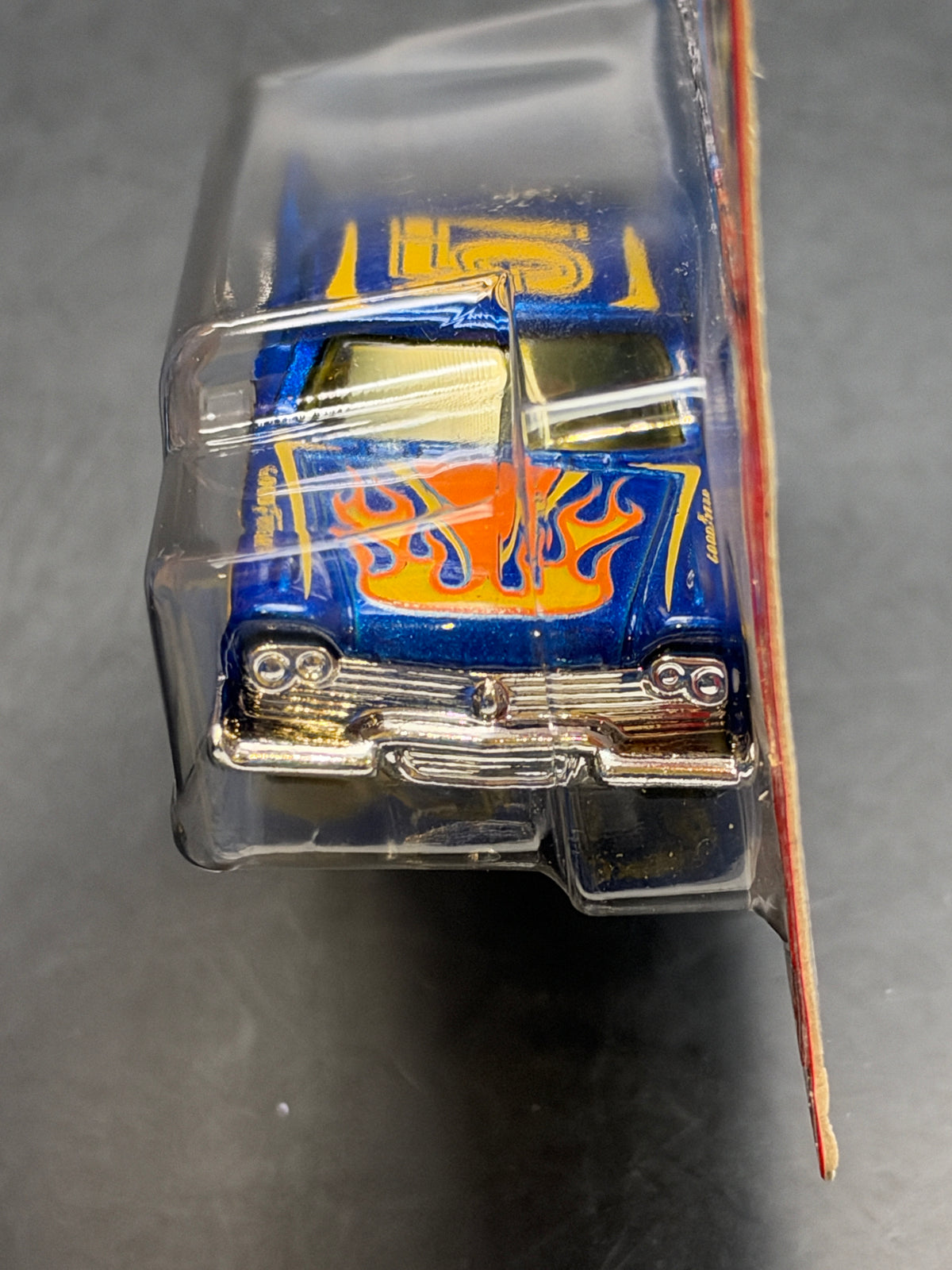 HOT WHEELS - 57 PLYMOUTH FURY (2020) - HW FLAMES 2/10