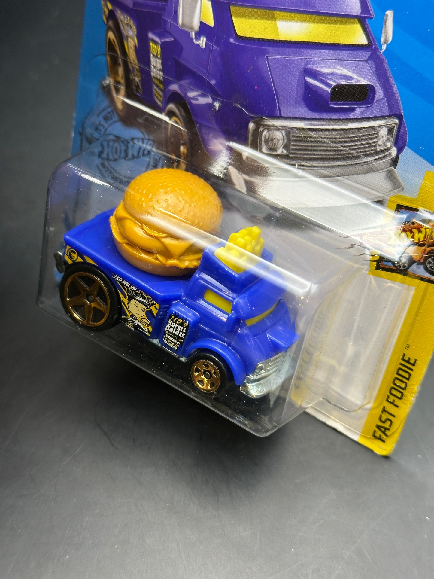 HOT WHEELS - BUNS OF STEEL (2020) - TREASURE HUNT - FAST FOODIE 5/5