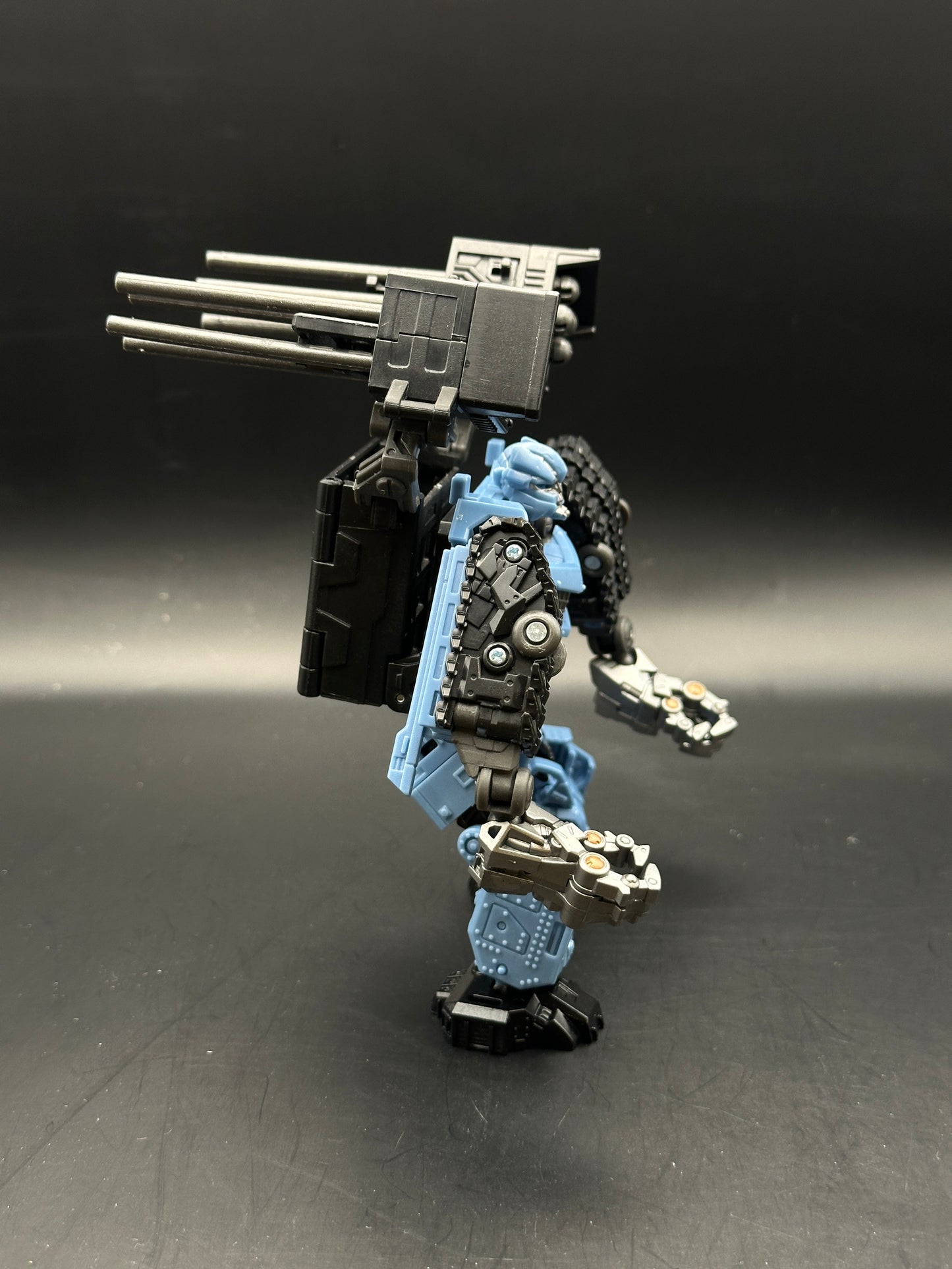 TRANSFORMERS: REVEAL THE SHIELD - MINDSET - LOOSE ACTION FIGURE