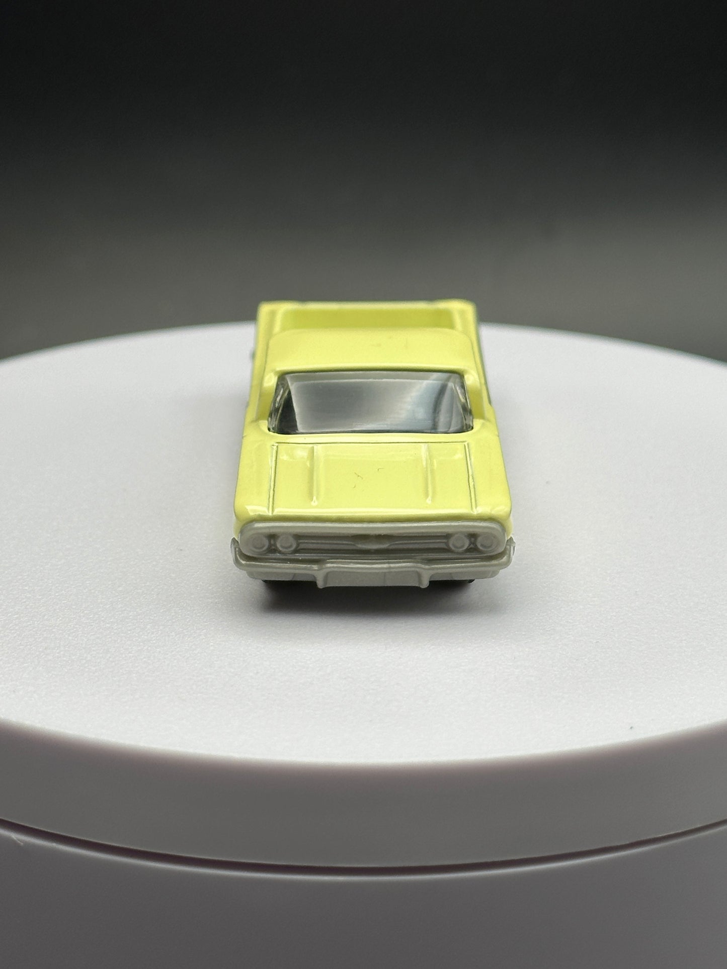 MATCHBOX - 1960 CHEVY EL CAMINO - 28/125 - DIECAST - LOOSE