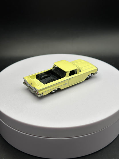 MATCHBOX - 1960 CHEVY EL CAMINO - 28/125 - DIECAST - LOOSE