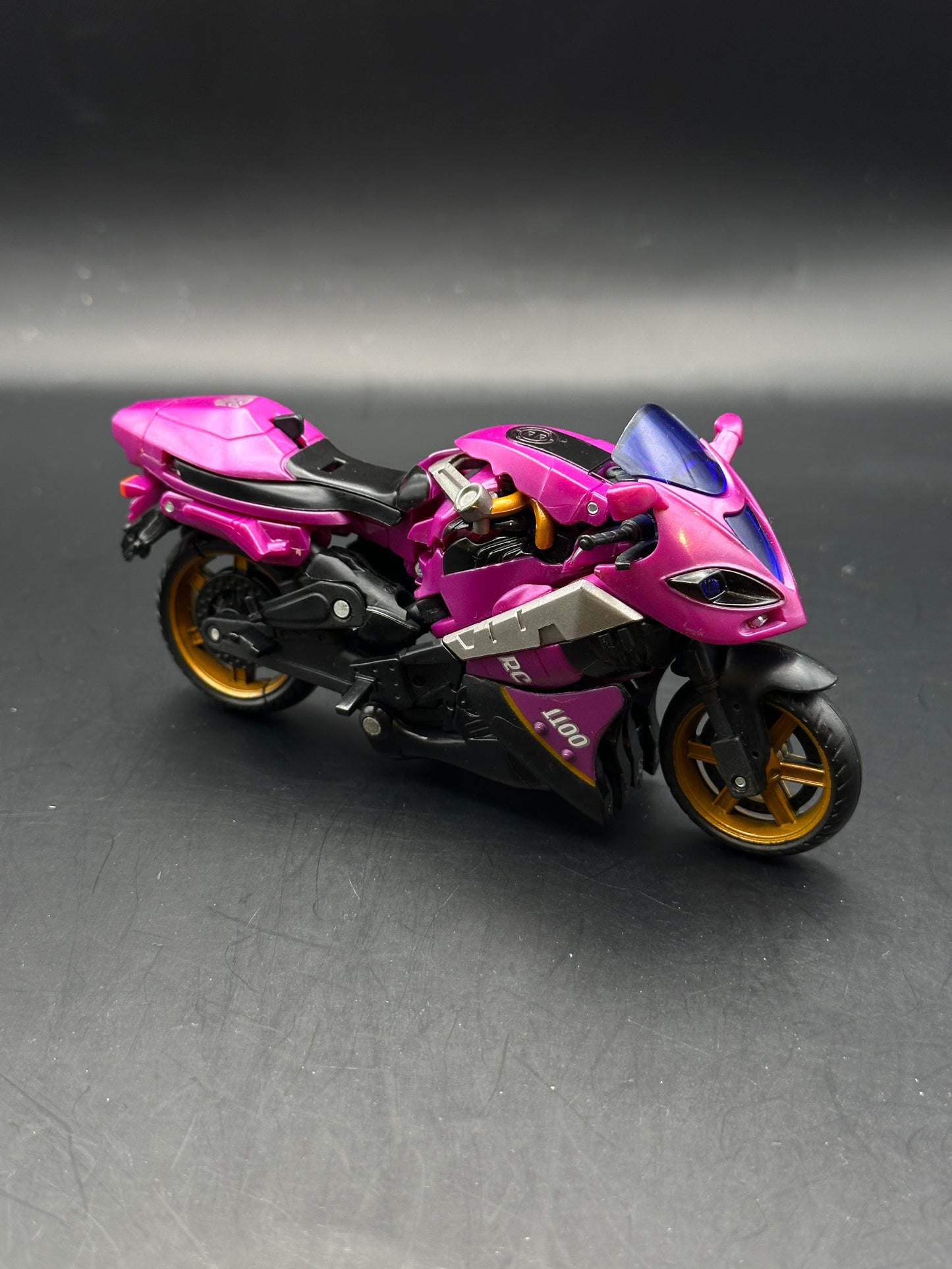 TRANSFORMERS: MOVIE DELUXE CLASS - ARCEE - LOOSE ACTION FIGURE
