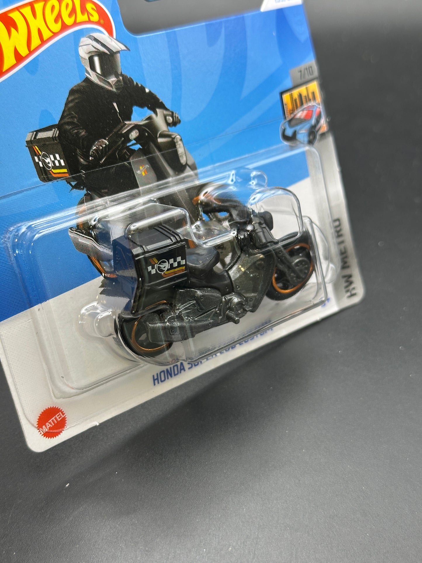 HOT WHEELS - HONDA SUPER CUB CUSTOM (2024) - TREASURE HUNT - HW METRO 7/10