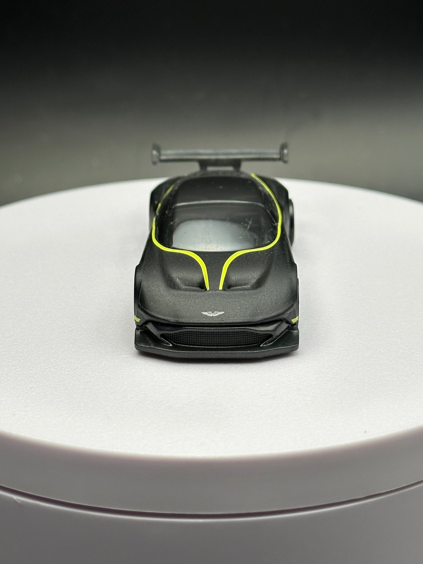 HOT WHEELS - ASTON MARTIN VULCAN (2025) - MULTIPACK EXCLUSIVE - LOOSE