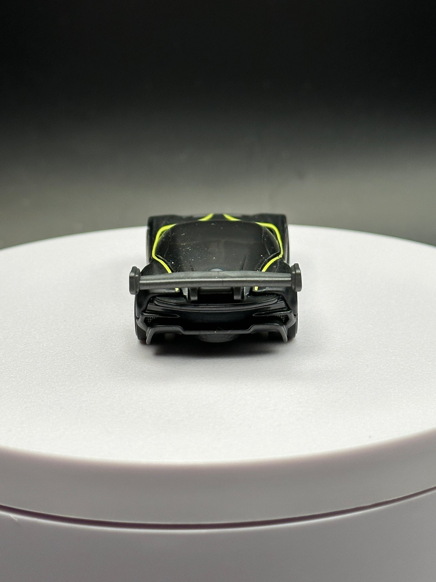 HOT WHEELS - ASTON MARTIN VULCAN (2025) - MULTIPACK EXCLUSIVE - LOOSE