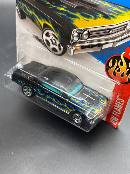 HOT WHEELS - 67 CHEVELLE SS 396 (2016) - HW FLAMES 2/10