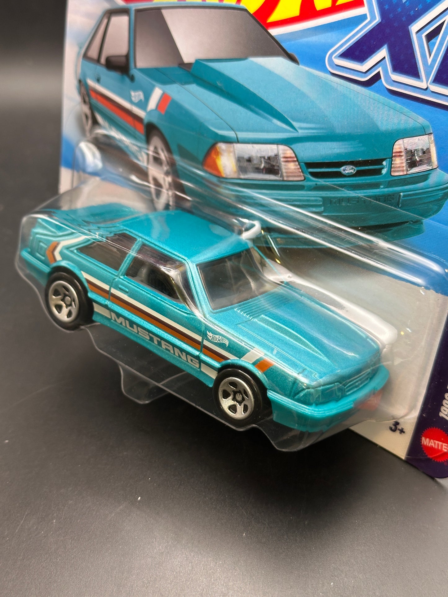 HOT WHEELS XL - 1992 FORD MUSTANG FOXBODY 8/24 (2026) - 1:43 SCALE