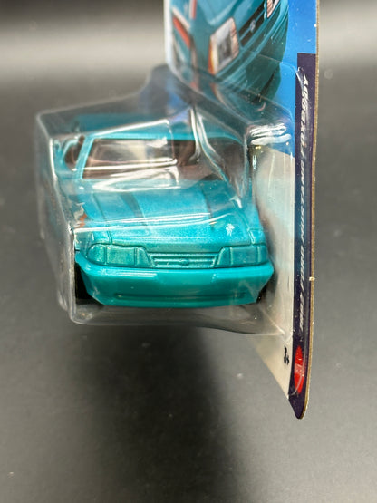 HOT WHEELS XL - 1992 FORD MUSTANG FOXBODY 8/24 (2026) - 1:43 SCALE