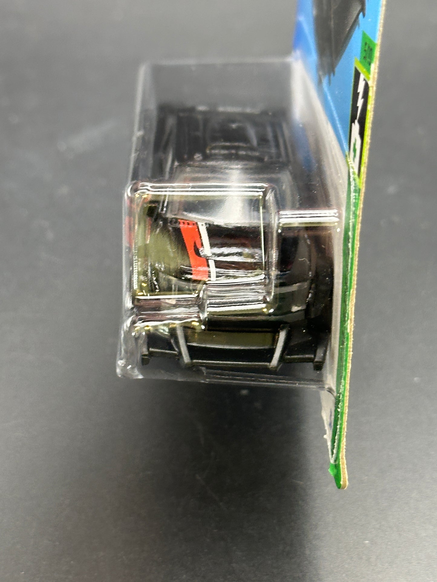 HOT WHEELS - FORD F - 150 LIGHTNING CUSTOM (2024) - HW GREEN SPEED 5/10