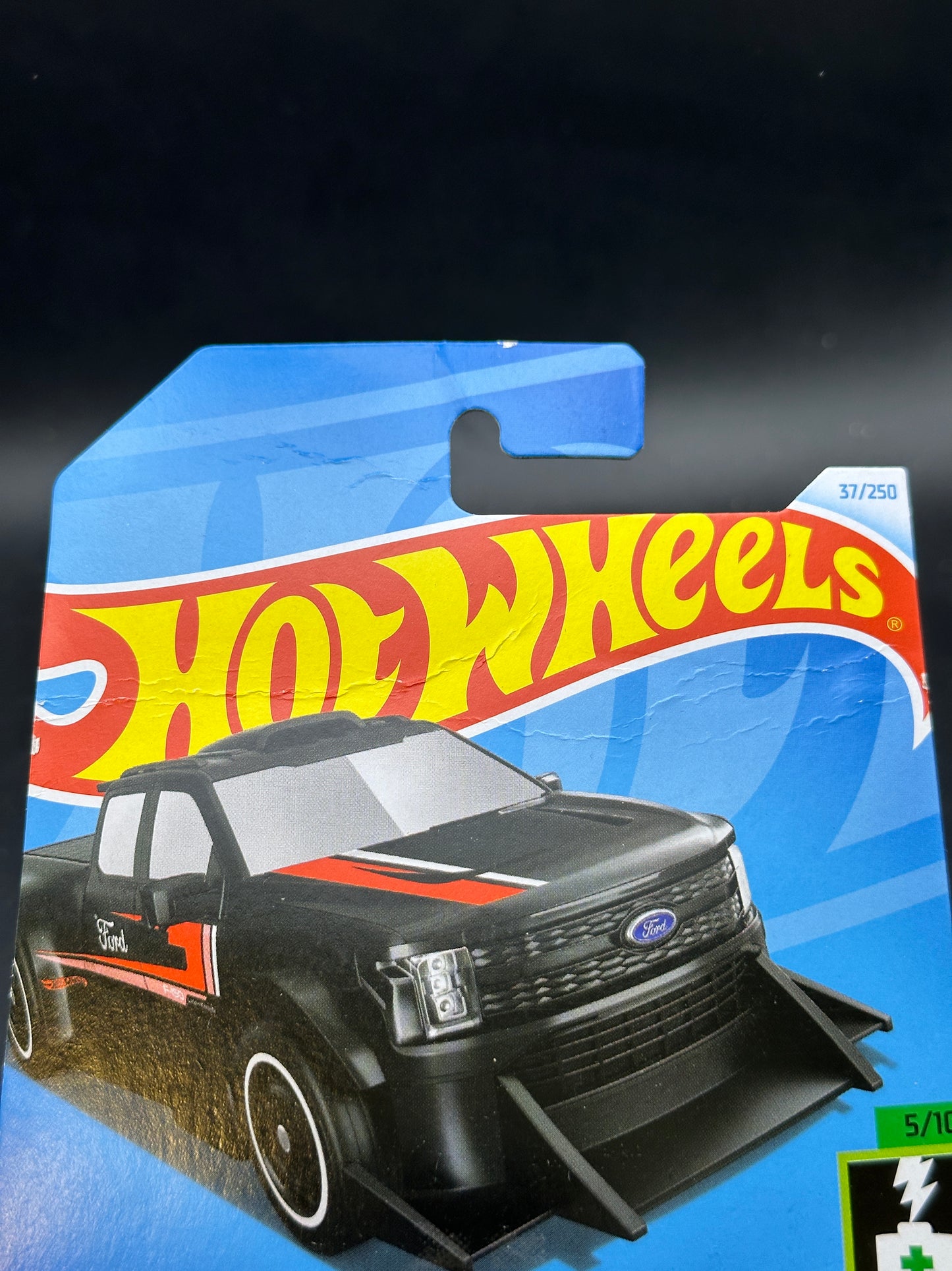 HOT WHEELS - FORD F - 150 LIGHTNING CUSTOM (2024) - HW GREEN SPEED 5/10