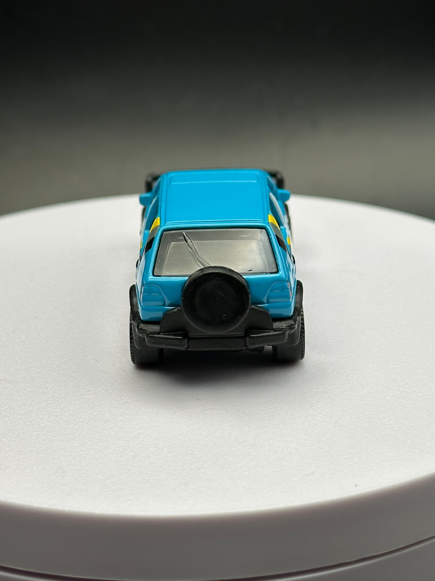 MATCHBOX - 90 VOLKSWAGEN GOLF COUNTRY - 22/125 - DIECAST - LOOSE