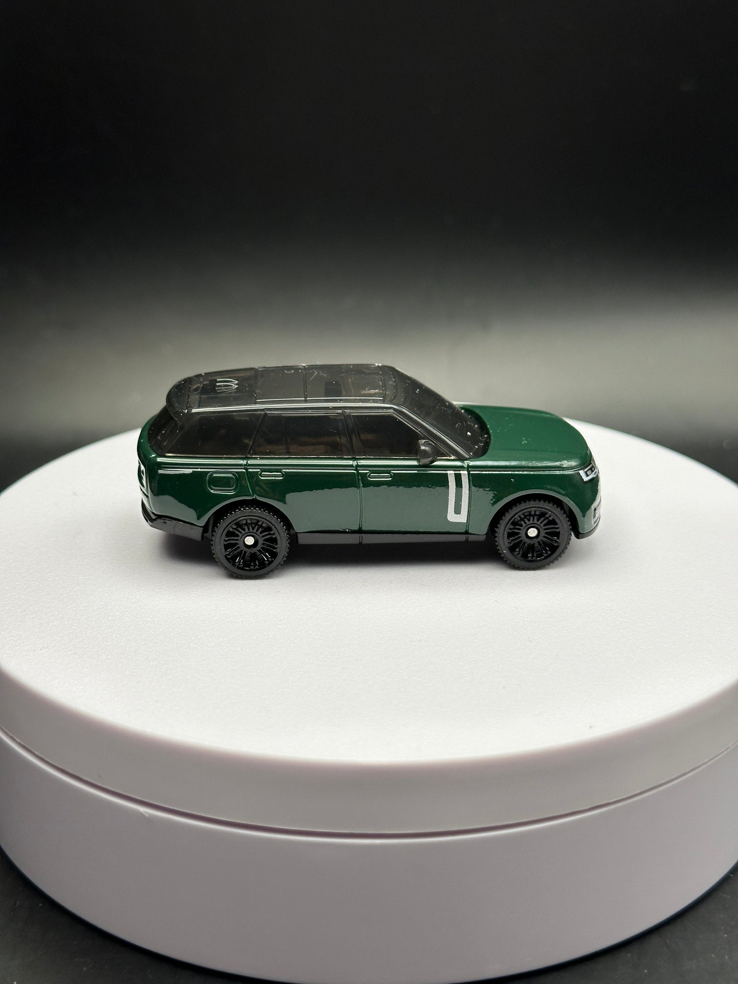 MATCHBOX - RANGE ROVER PHEV - 26/125 - DIECAST - LOOSE