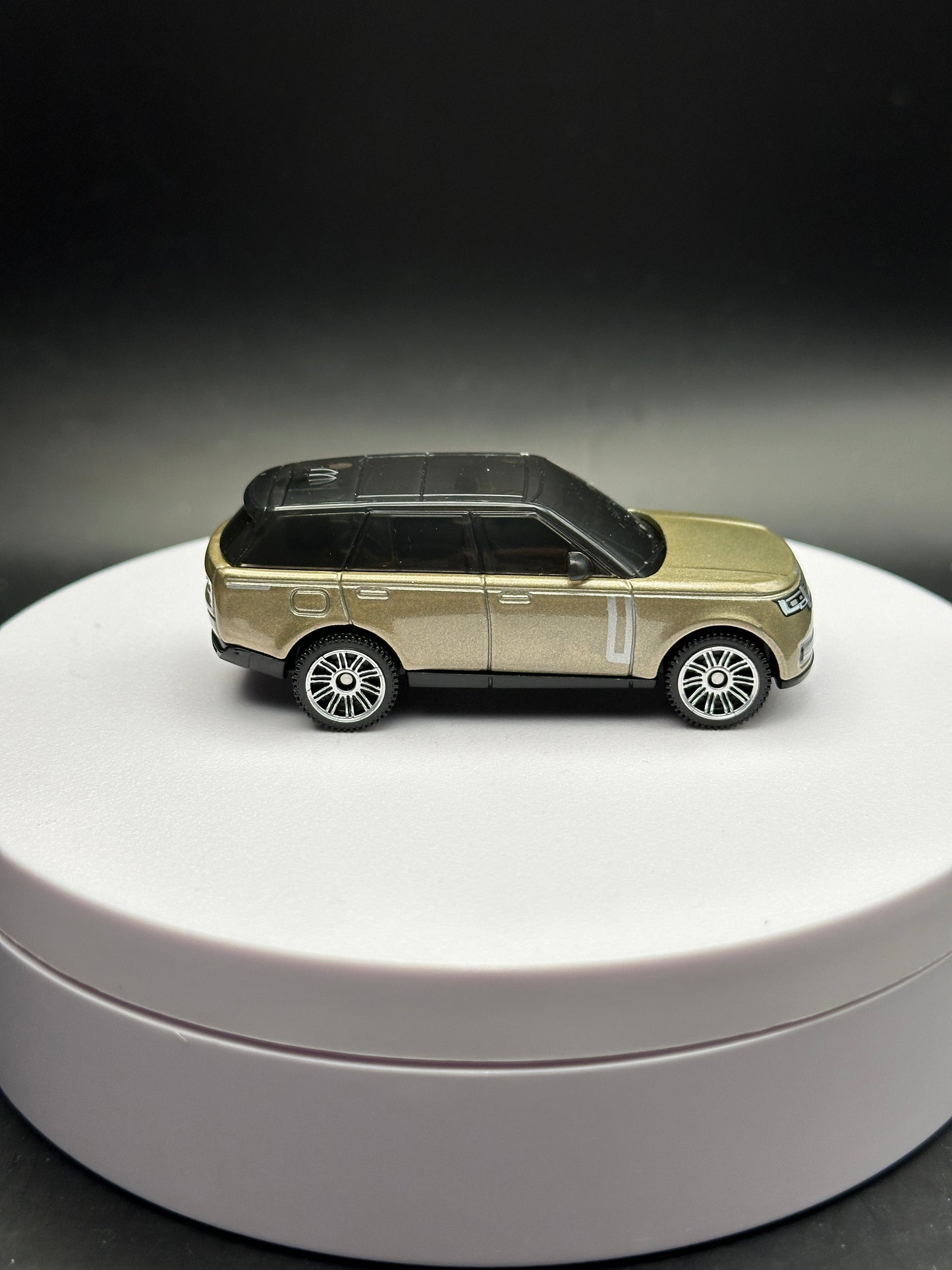 MATCHBOX - RANGE ROVER PHEV - 32/125 - DIECAST - LOOSE