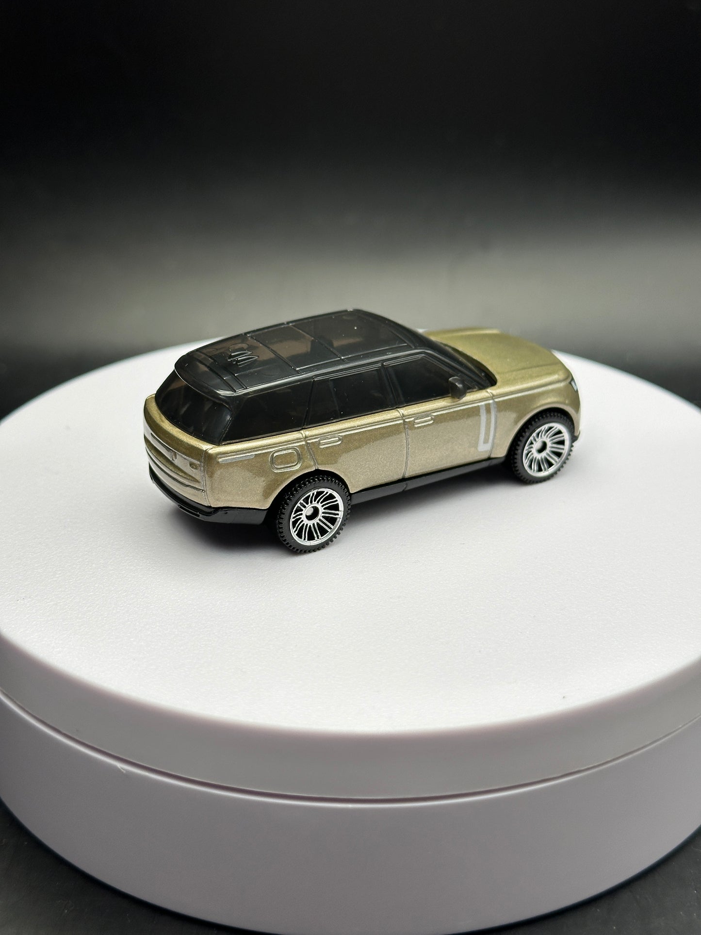 MATCHBOX - RANGE ROVER PHEV - 32/125 - DIECAST - LOOSE