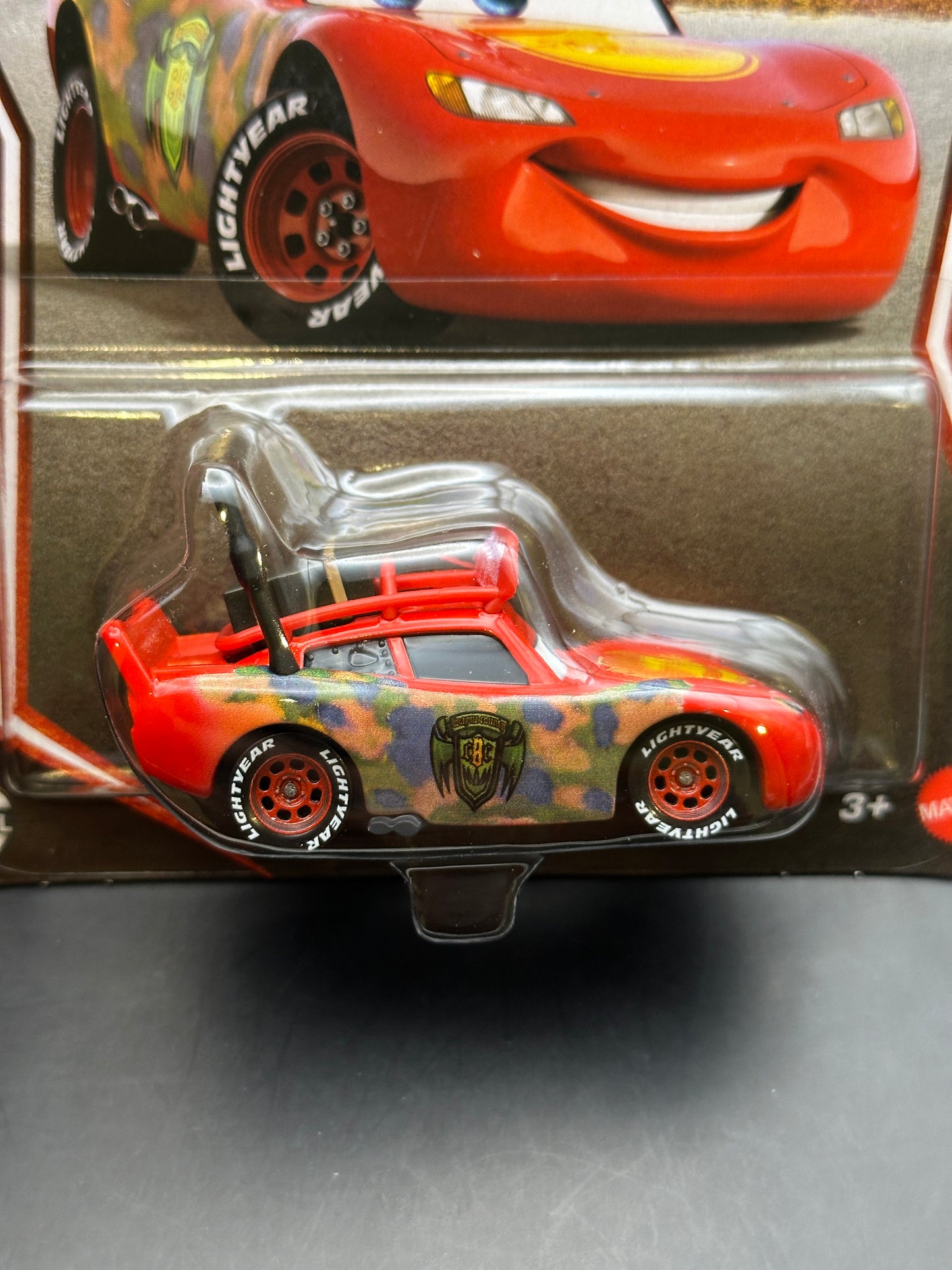 DISNEY PIXAR CARS 20th ANNIVERSARY - CRYPTID BUSTER LIGHTNING MCQUEEN - DIECAST