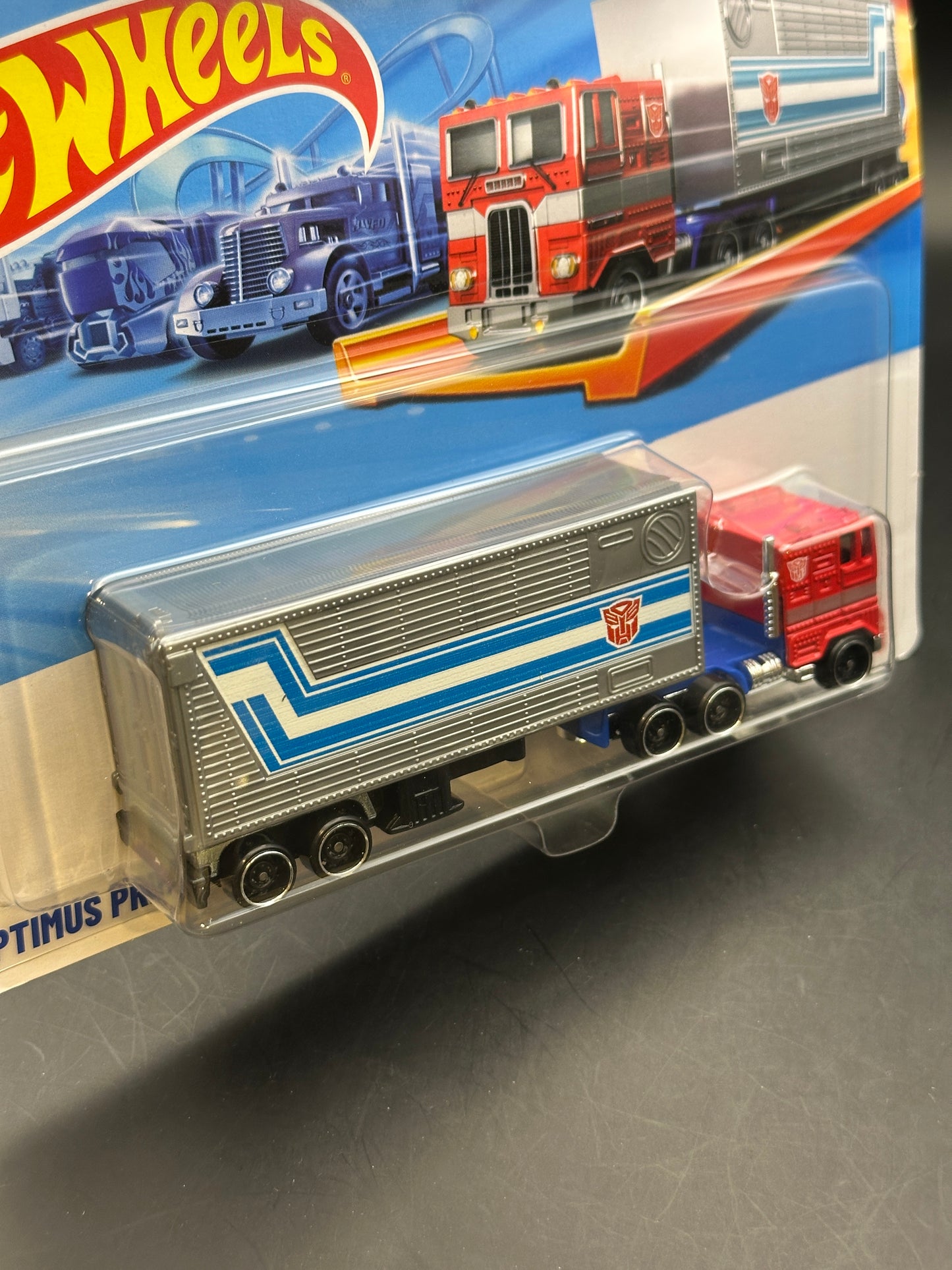 HOT WHEELS - TRANSFORMERS OPTIMUS PRIME - SUPER RIGS