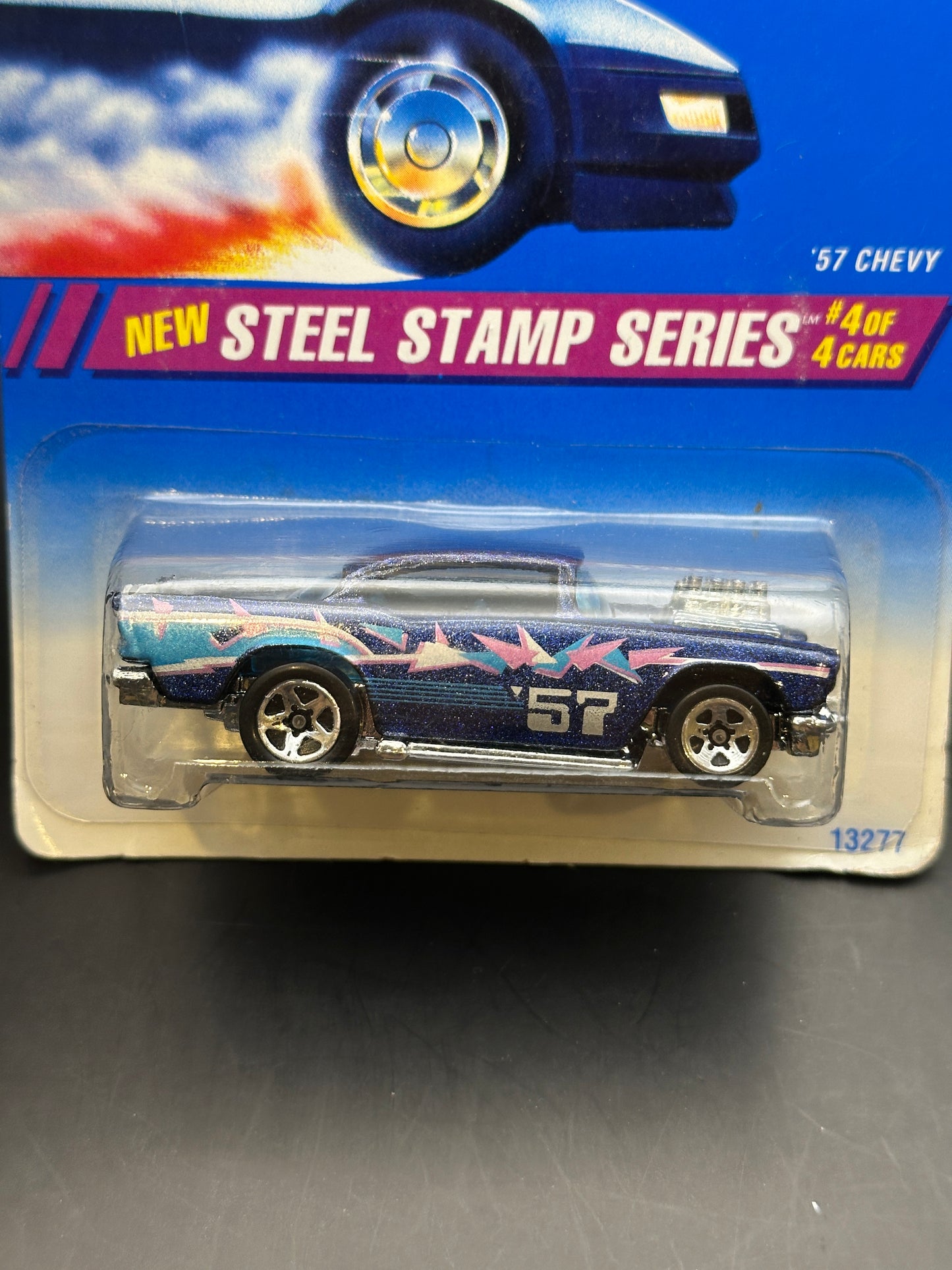HOT WHEELS - 57 CHEVY (1995) - HW STEEL STAMP 4/4