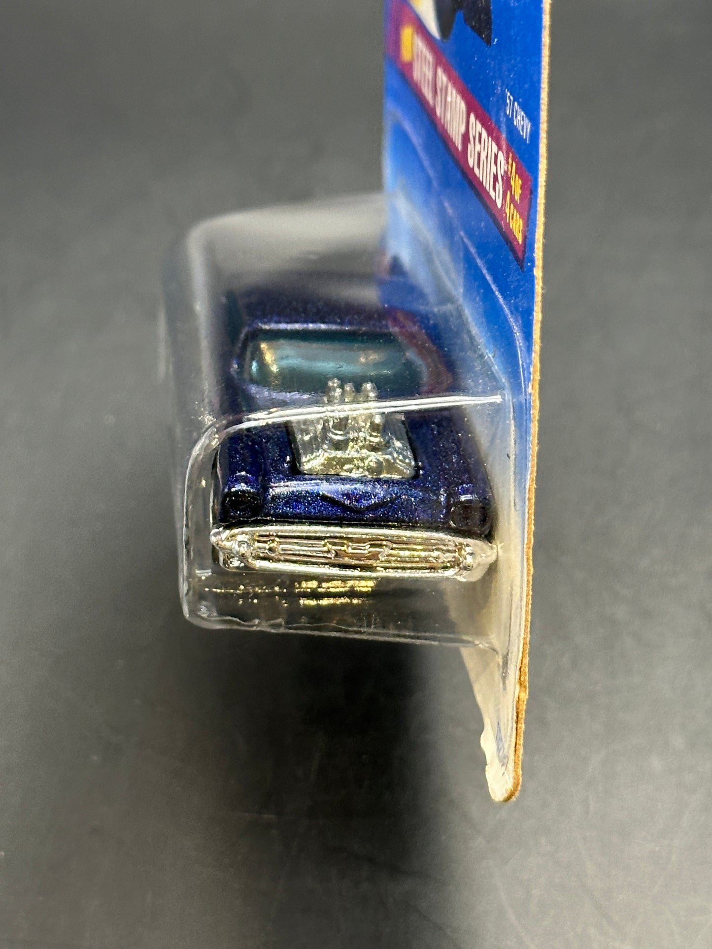 HOT WHEELS - 57 CHEVY (1995) - HW STEEL STAMP 4/4