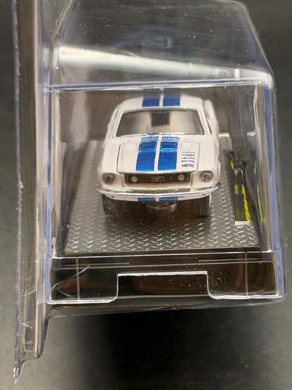 M2 MACHINES - 1968 FORD MUSTANG CUSTOM - HS27 22-05