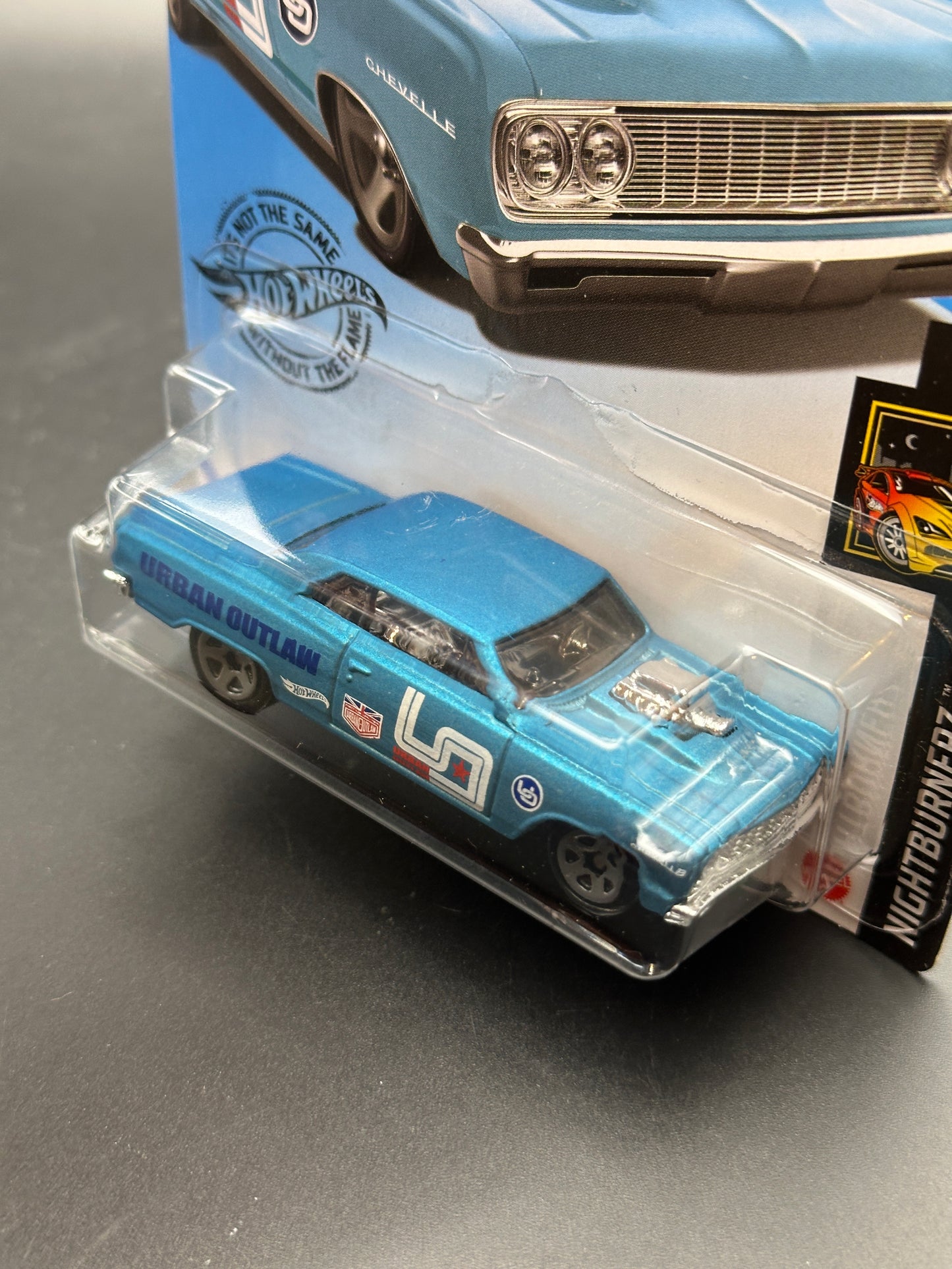 HOT WHEELS - 64 CHEVY CHEVELLE SS (2020) - HW NIGHTBURNERZ 10/10