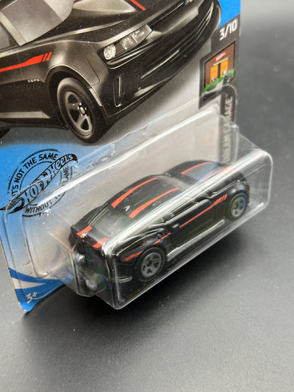 HOT WHEELS - 18 COPO CAMARO SS (2020) - HW DREAM GARAGE 3/10
