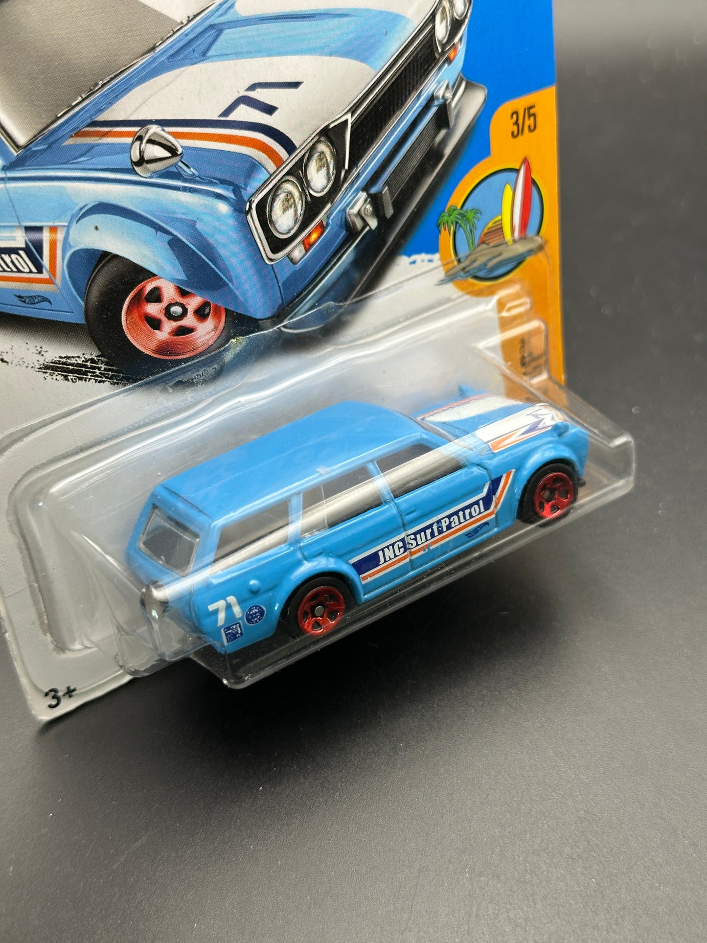 HOT WHEELS - 71 DATSUN BLUEBIRD 510 WAGON (2017) - HW SURF’S UP 3/5