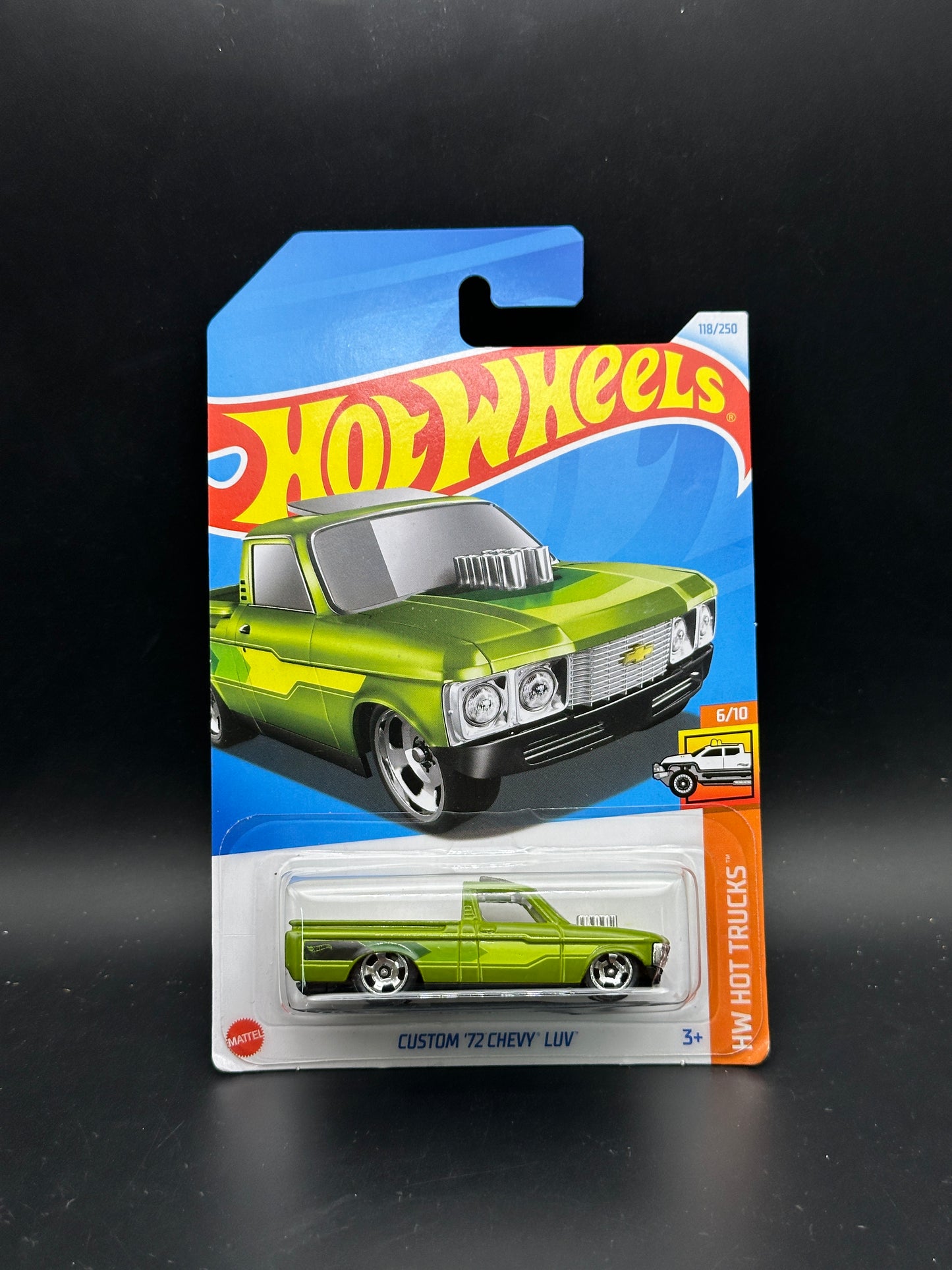 HOT WHEELS - CUSTOM 72 CHEVY LUV (2024) - HW HOT TRUCKS 6/10