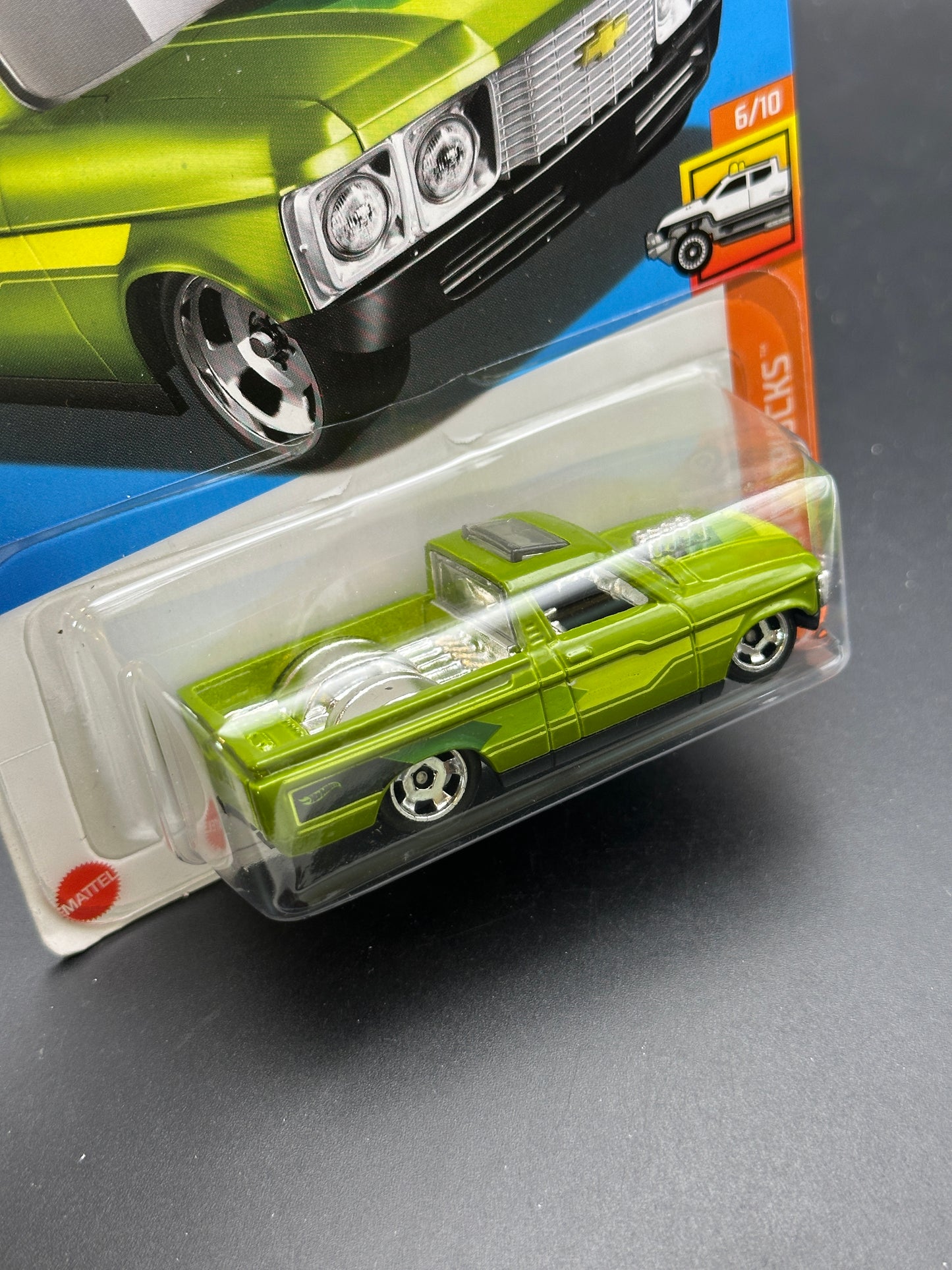 HOT WHEELS - CUSTOM 72 CHEVY LUV (2024) - HW HOT TRUCKS 6/10