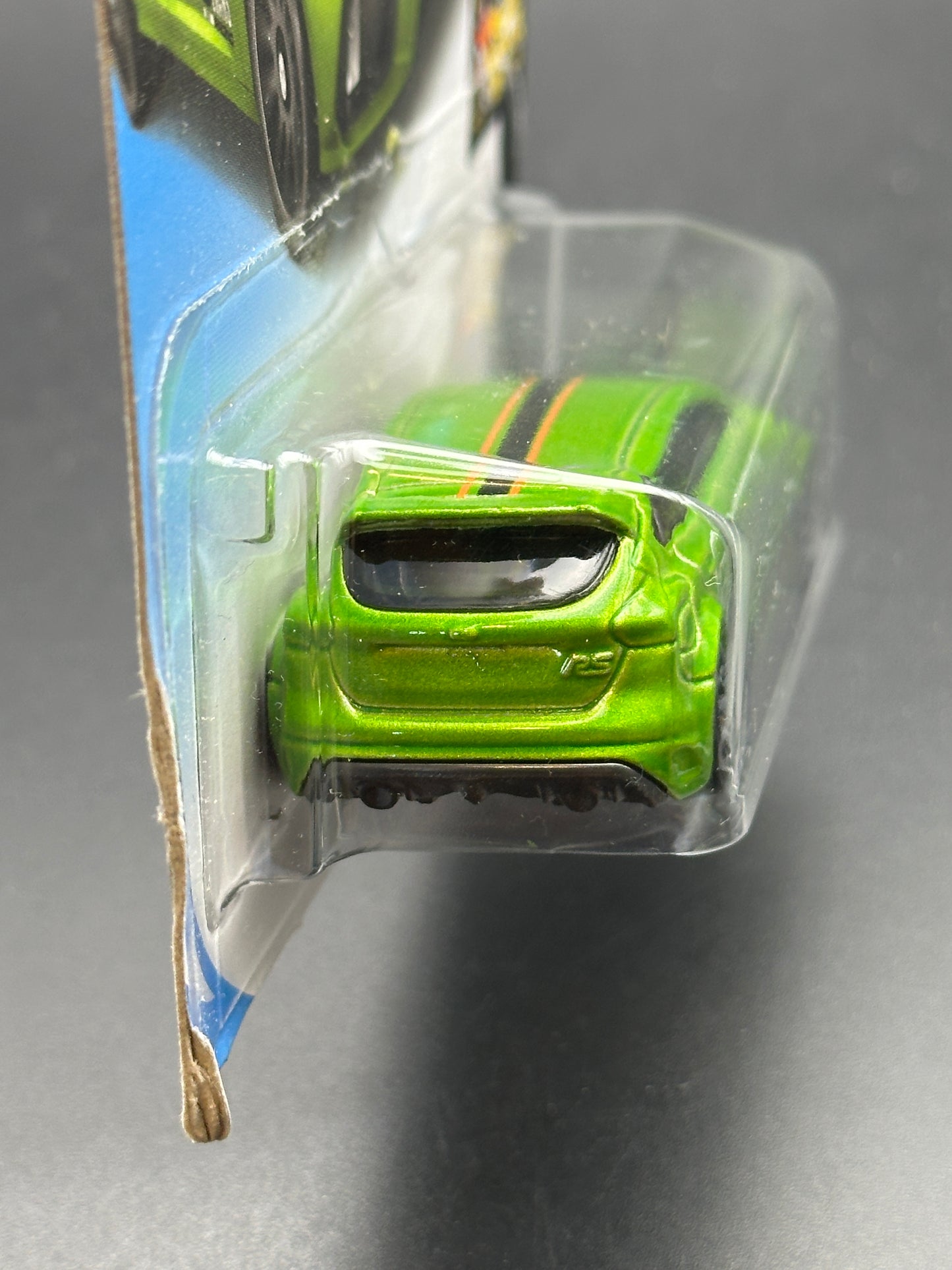 HOT WHEELS - FORD FOCUS RS (2019) - HW NIGHTBURNERZ 9/10